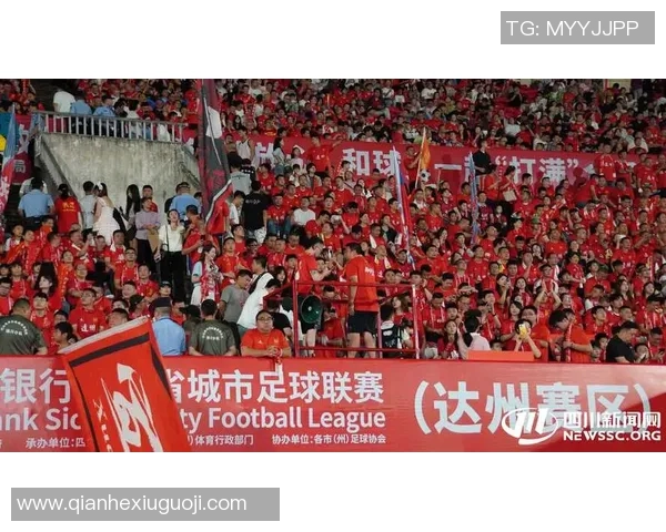 成都足球队在足球团队协作排行榜中荣登第4名展现出色团队精神与实力